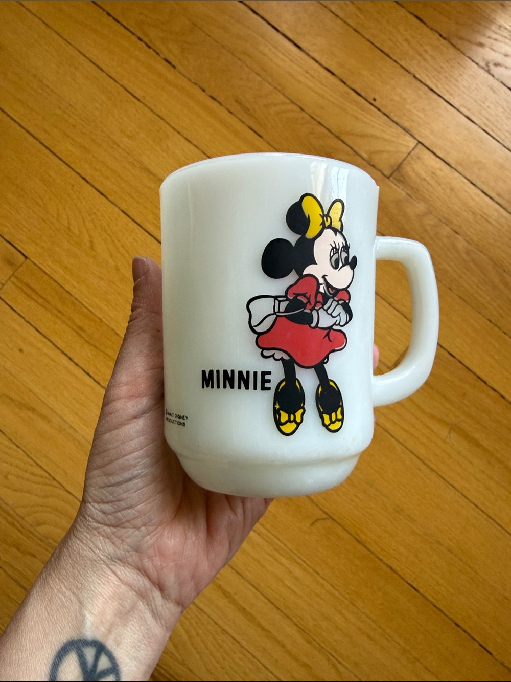 Vintage Minnie Mouse White Glass Mug with Red & Yellow Graphic